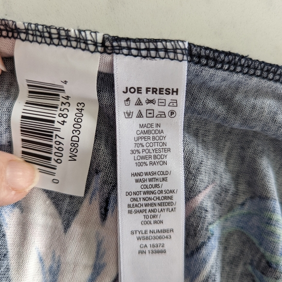 New with tag, maxi floral Joe Fresh summer dress - Picture 4 of 6